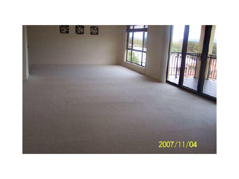 1 Kerrigan Close, Eleebana NSW 2282