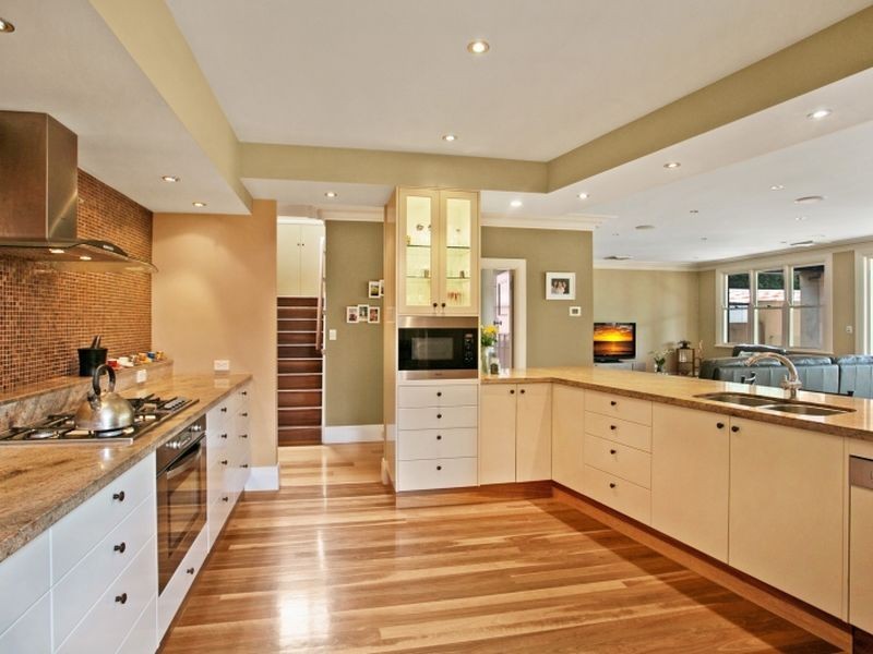 Hamilton South NSW 2303