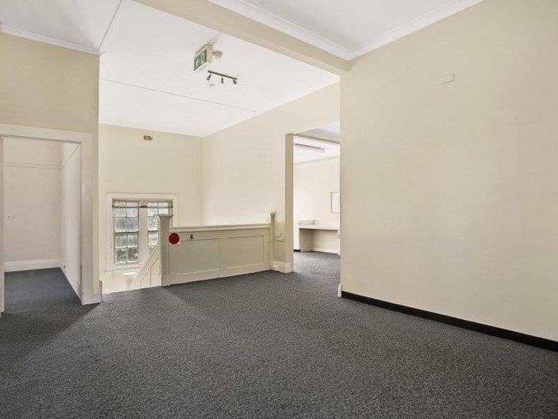 35 Gordon Avenue, Hamilton NSW 2303