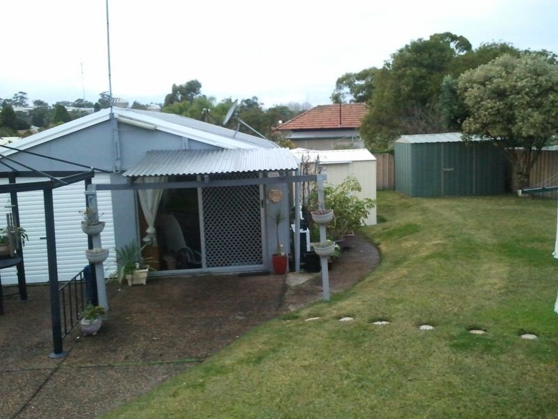 242 Warners Bay Road, Mount Hutton NSW 2290