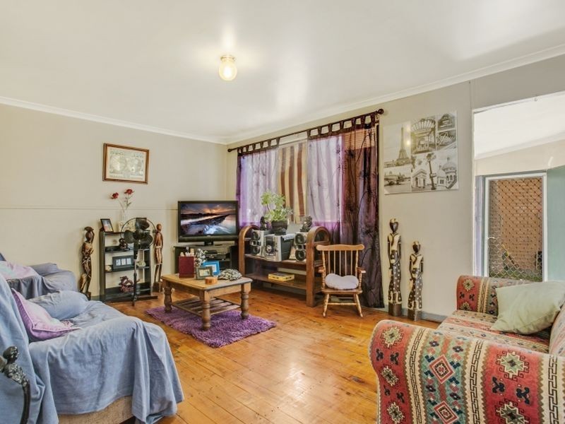 37 Girling Street, Islington NSW 2296
