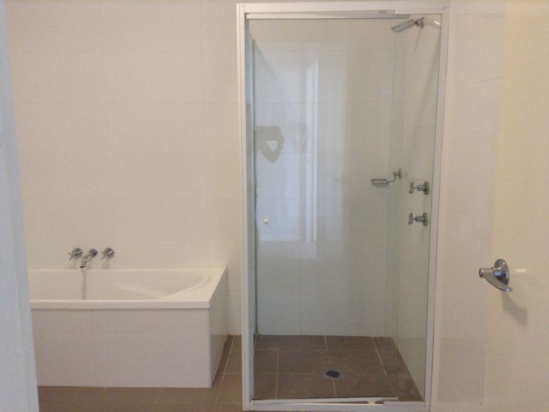 18/4 Crawford Lane, Mount Hutton NSW 2290