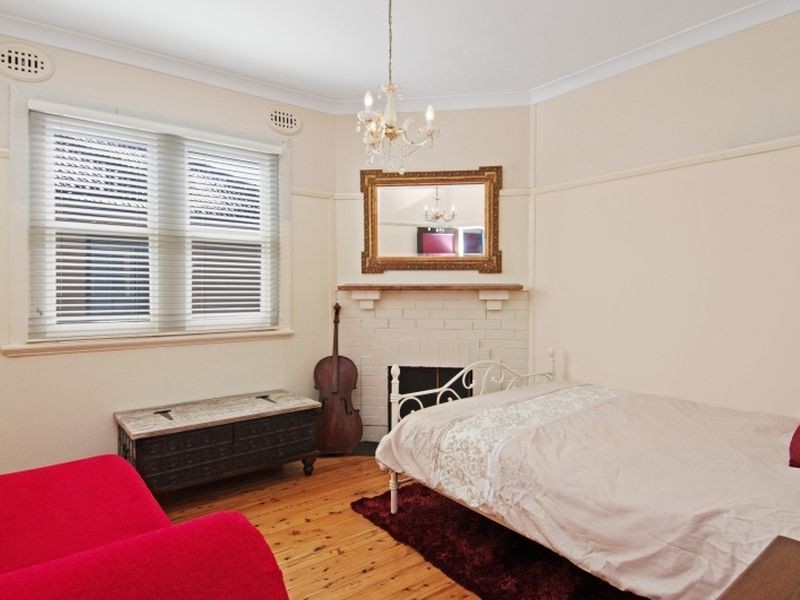 18 Hughes Street, Birmingham Gardens NSW 2287