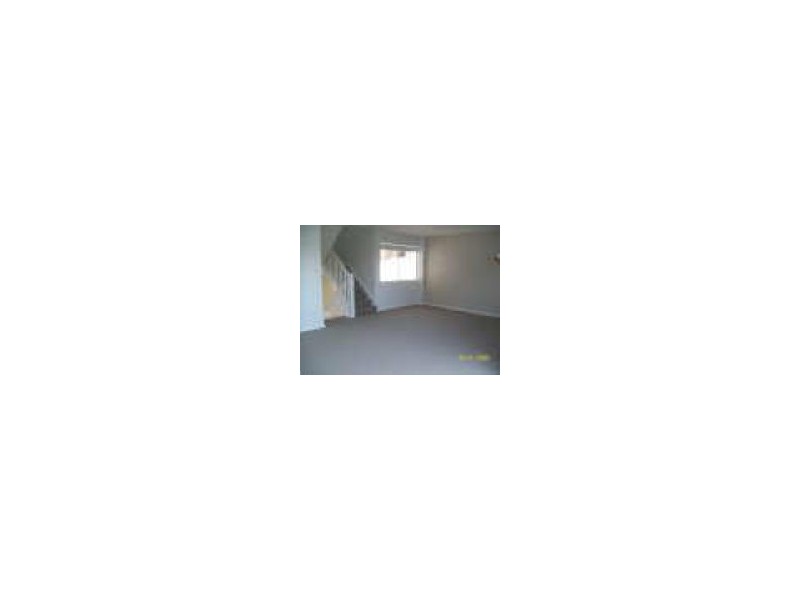 20/4 Crawford Lane, Mount Hutton NSW 2290