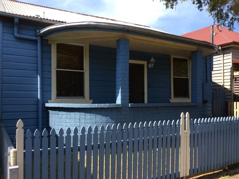 20 Reay St, Hamilton NSW 2303