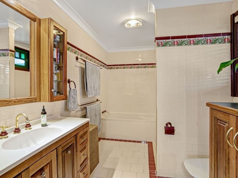 1 Coolah Road, Broadmeadow NSW 2292