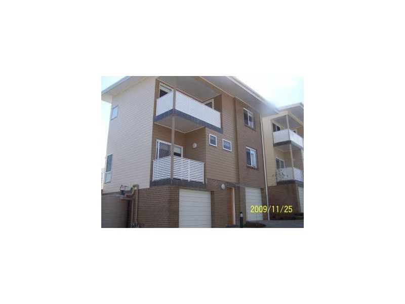 14/4 Crawford Lane, Mount Hutton NSW 2290