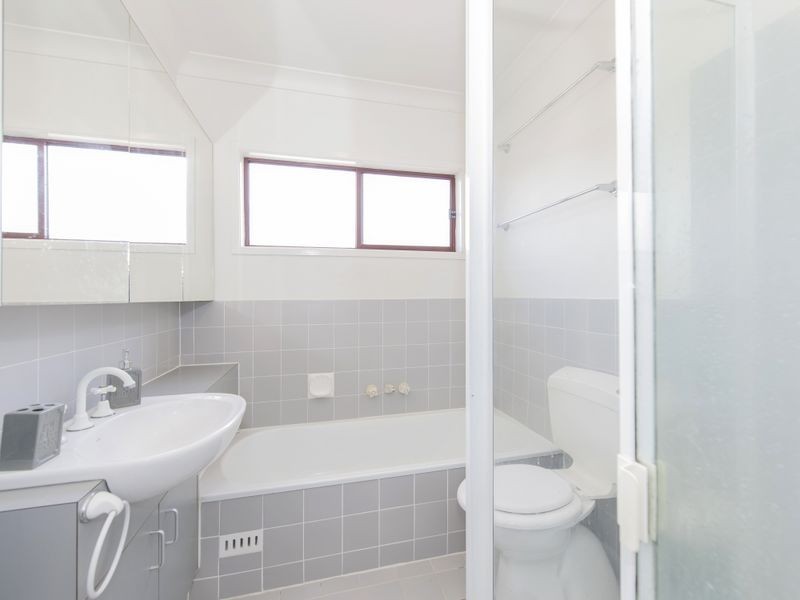 17/21 Bar Beach Avenue, The Junction NSW 2291