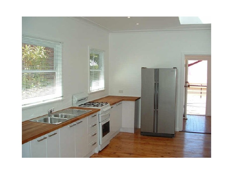 114 Dudley Road, Charlestown NSW 2290