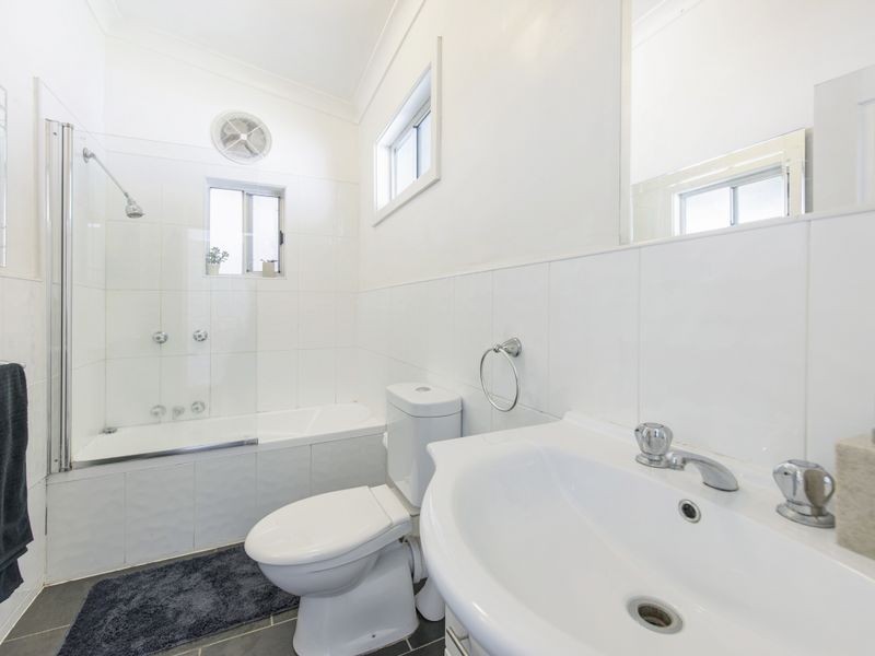 55 Donald Street, Hamilton NSW 2303