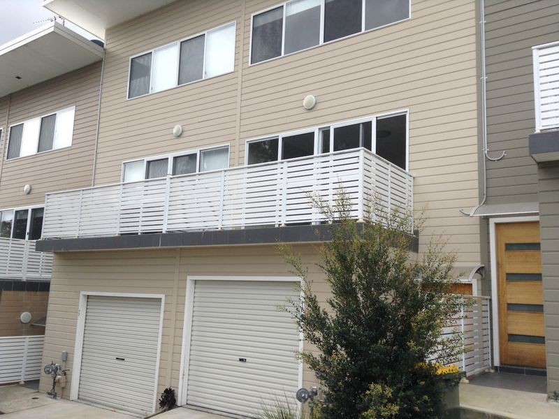 18/4 Crawford Lane, Mount Hutton NSW 2290