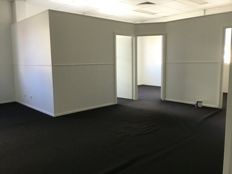 Suite 4 Level 1/102 Tudor Street, Hamilton NSW 2303