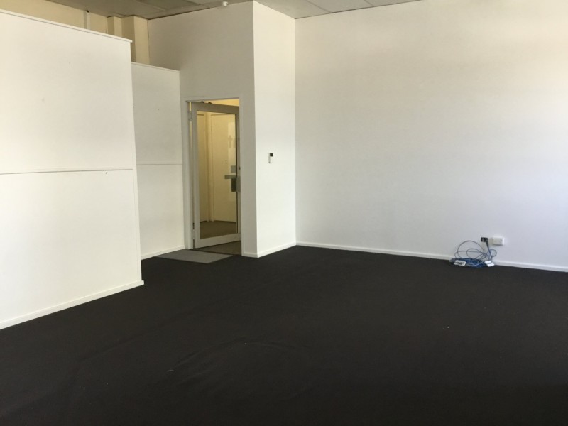 Suite 4 Level 1/102 Tudor Street, Hamilton NSW 2303