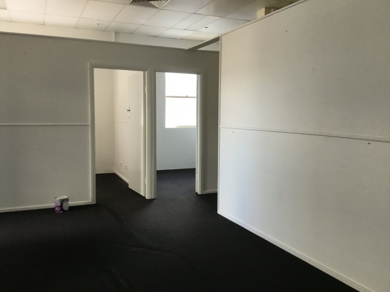 Suite 4 Level 1/102 Tudor Street, Hamilton NSW 2303