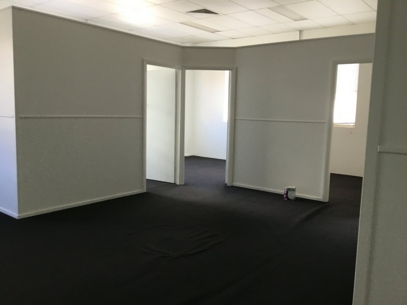 Suite 4 Level 1/102 Tudor Street, Hamilton NSW 2303