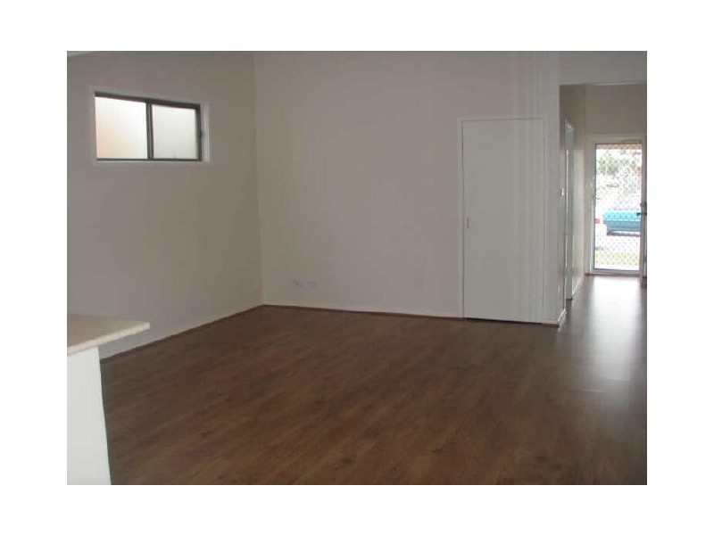 8 Ivy Street, Islington NSW 2296