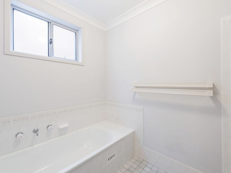 54 Pacific Street, Caves Beach NSW 2281