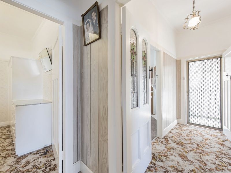 6 Macquarie Street, Mayfield NSW 2304