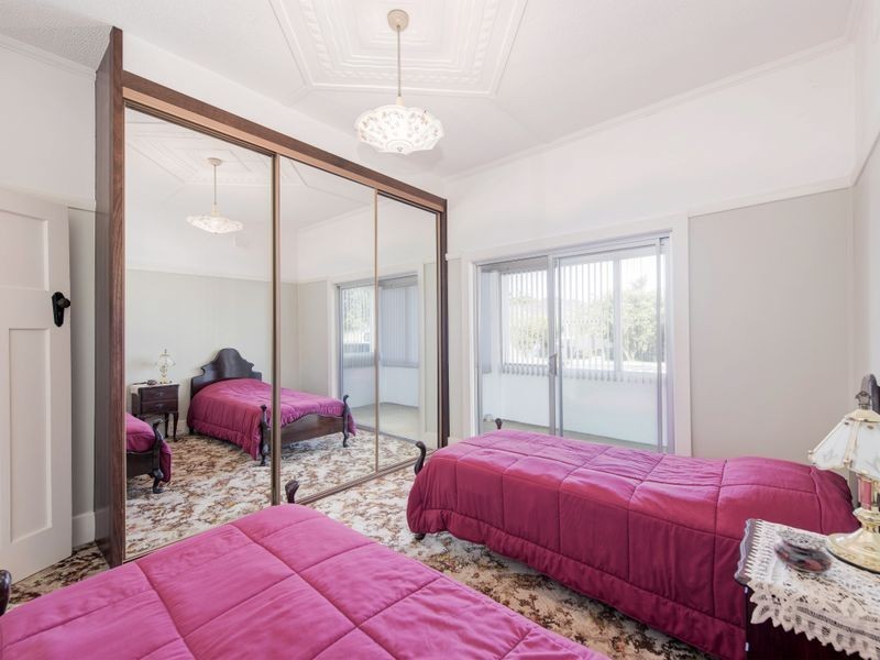 6 Macquarie Street, Mayfield NSW 2304