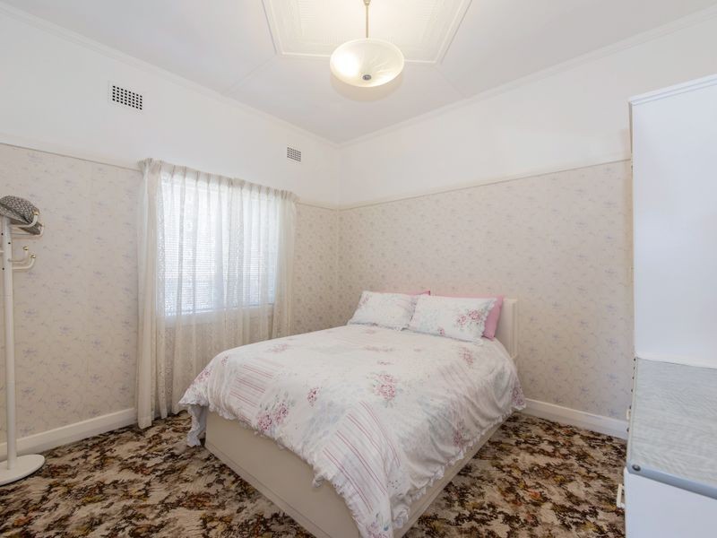 6 Macquarie Street, Mayfield NSW 2304