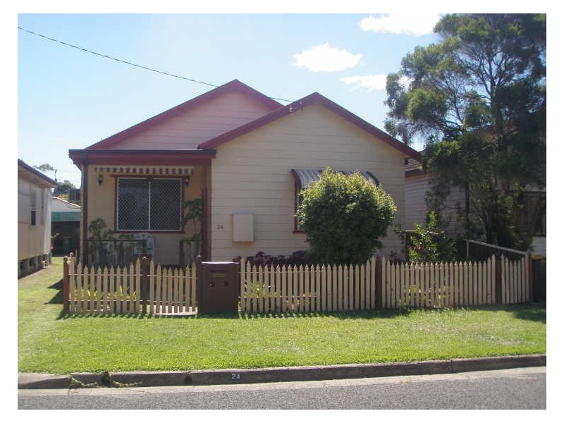 24 Arthur Street, Mayfield NSW 2304