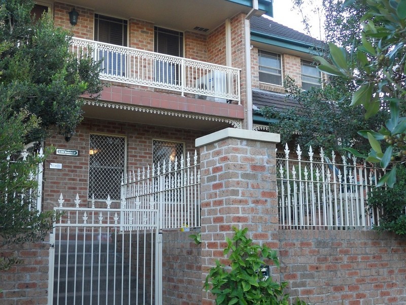 2/86 Brooks Street, Cooks Hill NSW 2300