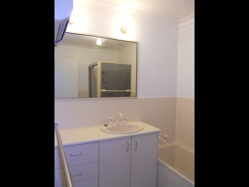 2/86 Brooks Street, Cooks Hill NSW 2300