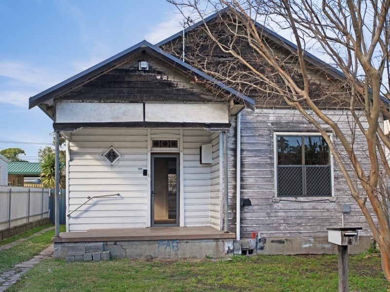 6 Burnett Street, Mayfield West NSW 2304