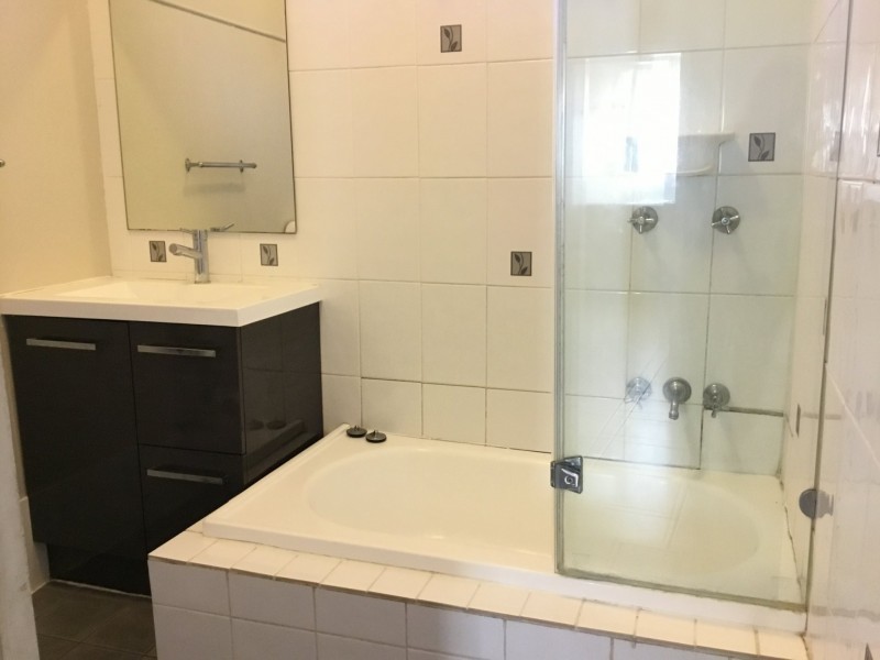 47 Kitchener Parade, Mayfield East NSW 2304