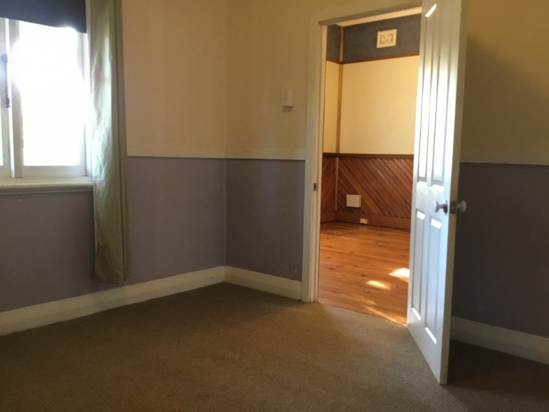 47 Kitchener Parade, Mayfield East NSW 2304