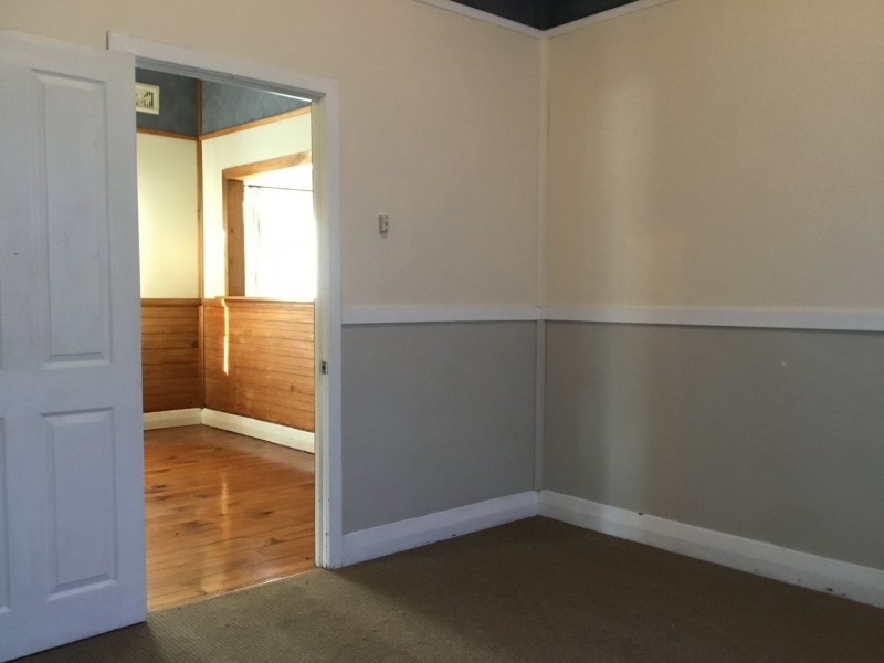 47 Kitchener Parade, Mayfield East NSW 2304