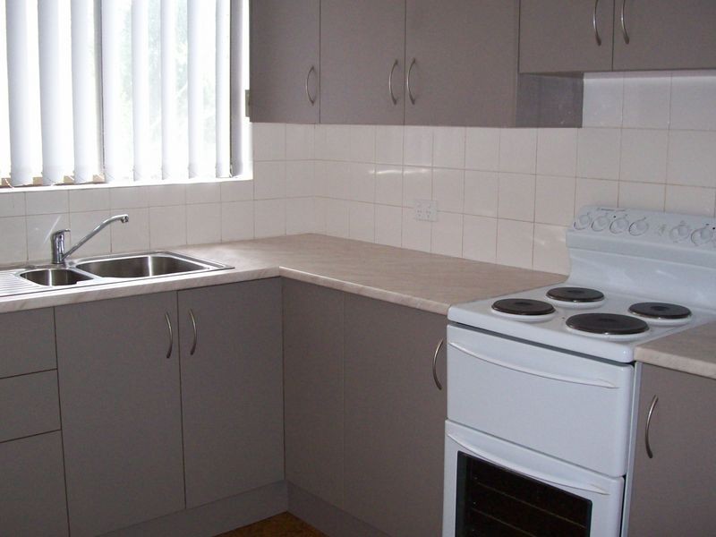 2/142 Railway Street, Cooks Hill NSW 2300