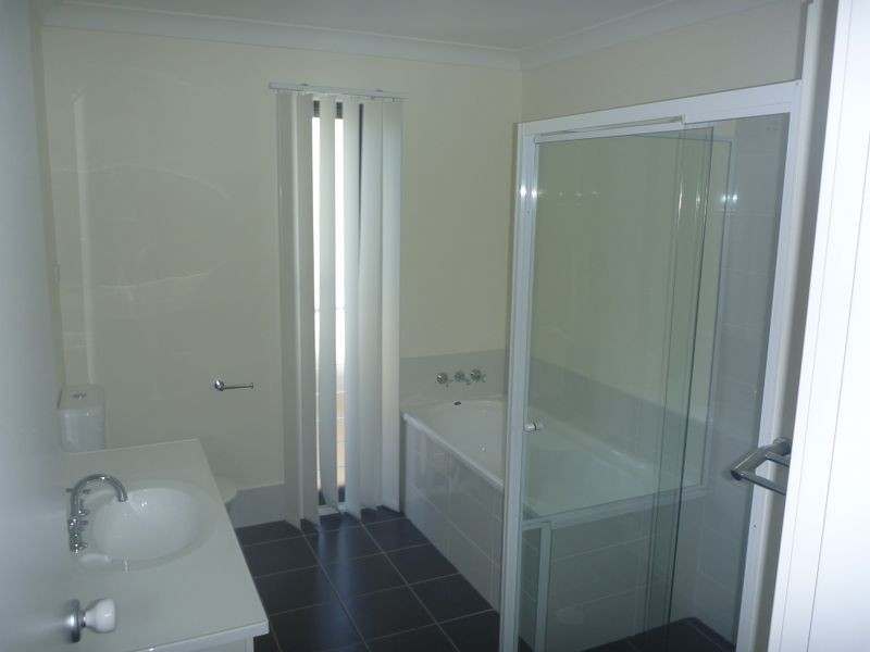 1/164-166 Croudace Road, Elermore Vale NSW 2287