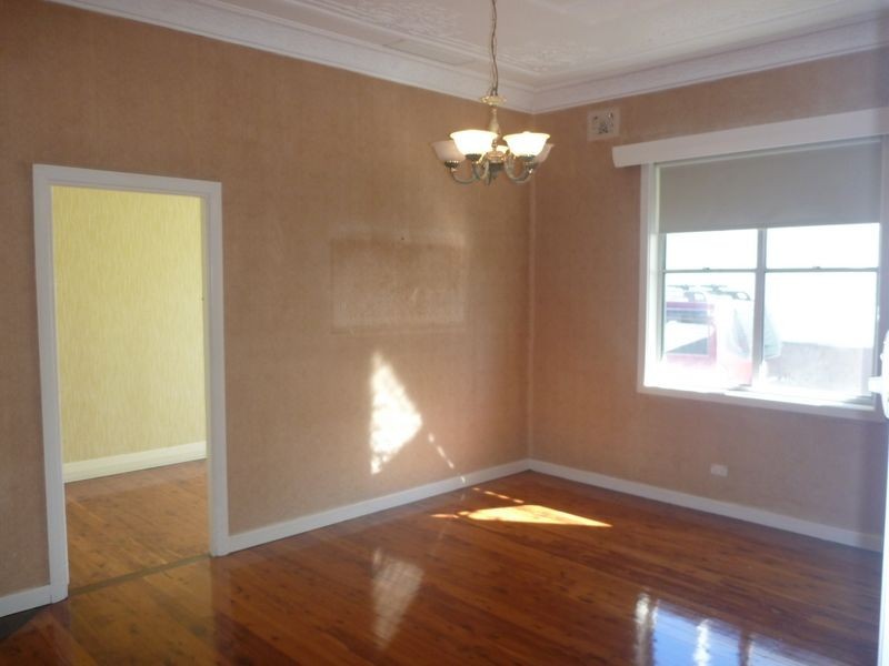 92 Broadmeadow Road, Broadmeadow NSW 2292