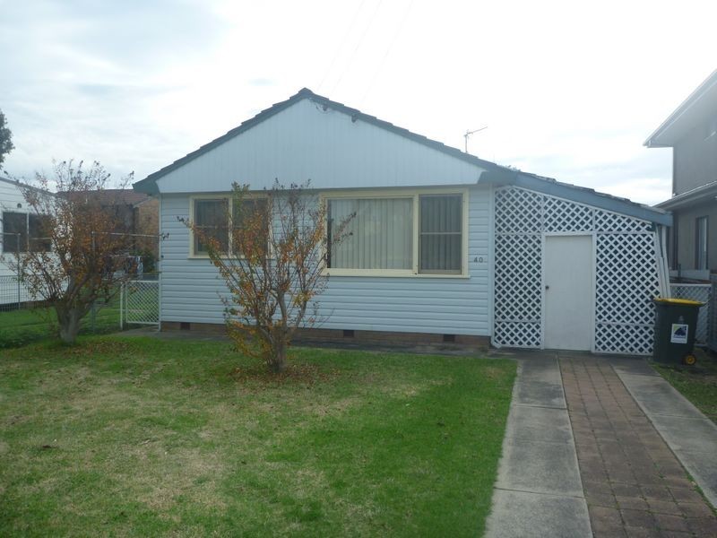 40 Narara Rd, Adamstown NSW 2289