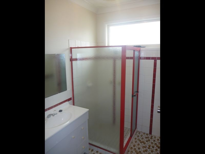 40 Narara Rd, Adamstown NSW 2289