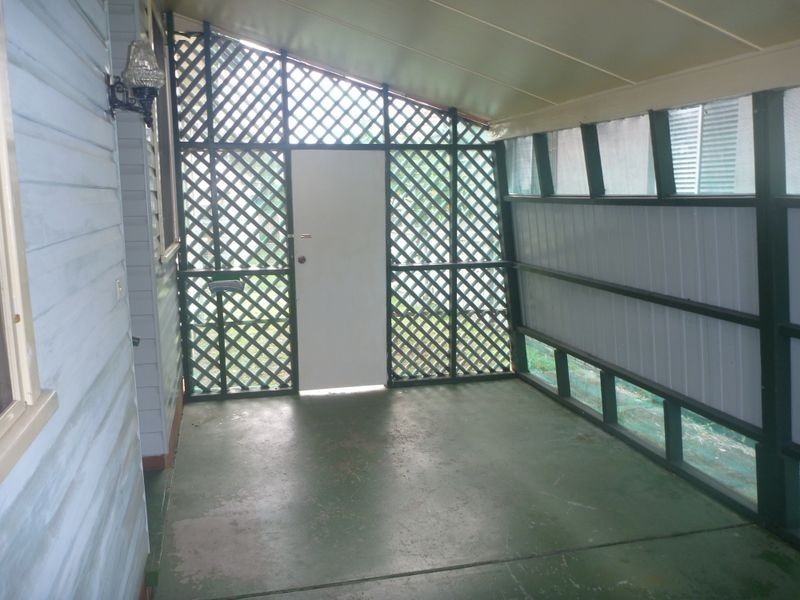 40 Narara Rd, Adamstown NSW 2289