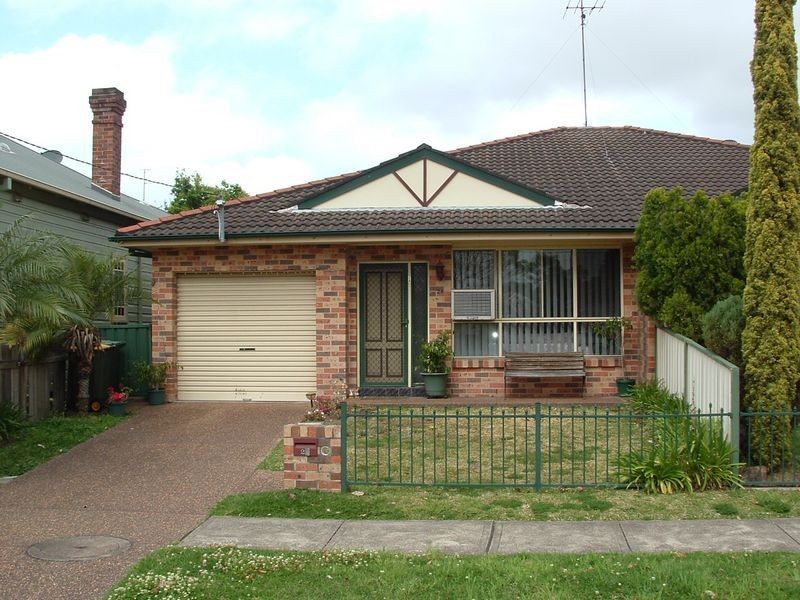 2a Mabel Street, Georgetown NSW 2298