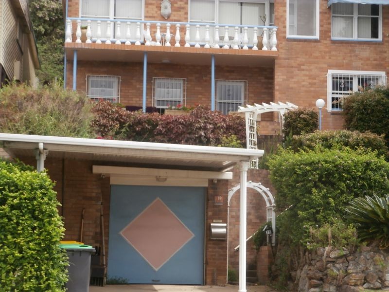 19 Scenic Drive, Merewether NSW 2291
