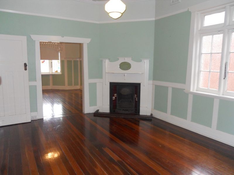 29 Blackall Street, Hamilton NSW 2303