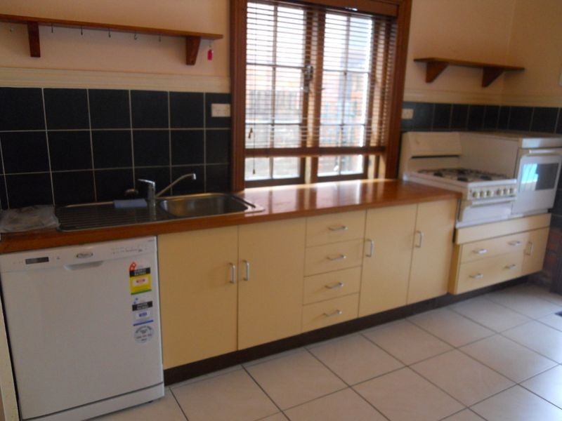 29 Blackall Street, Hamilton NSW 2303