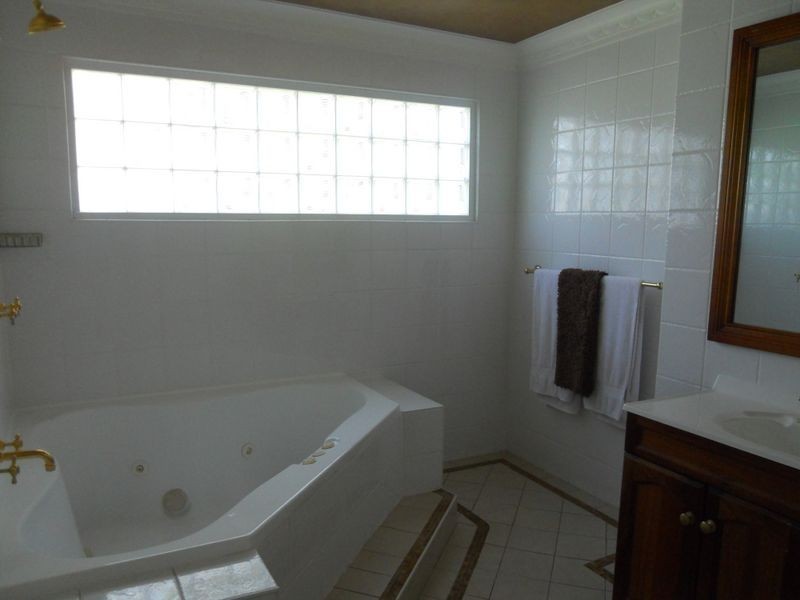 4 Arnold Street, Mayfield NSW 2304