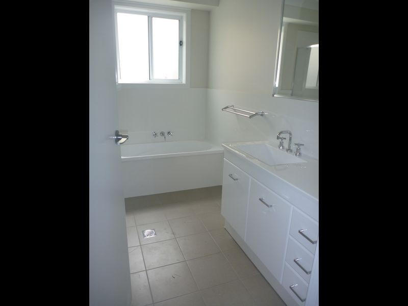 4/14-18 Croudace Road, Elermore Vale NSW 2287