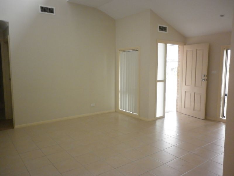 1/2 Edward Street, Georgetown NSW 2298