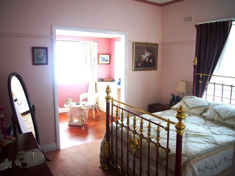 3 Irvine Street, Garden Suburb NSW 2289