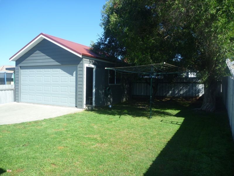 11 Asher Street, Georgetown NSW 2298