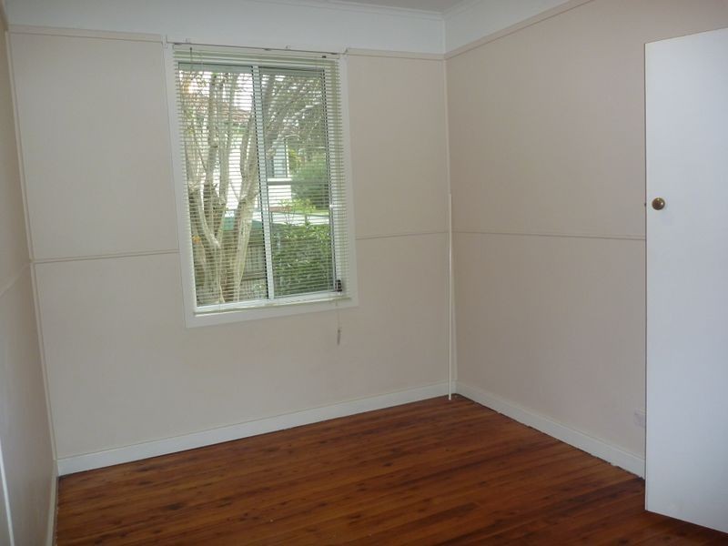 306 Lake Road, Glendale NSW 2285