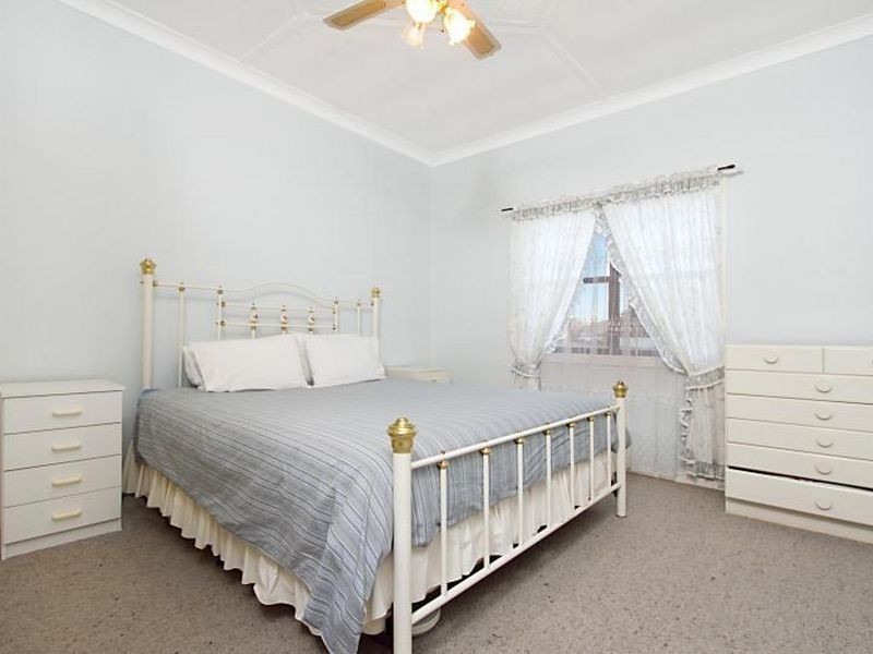 62 Young Road, Lambton NSW 2299