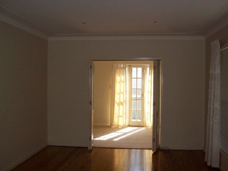 37 Creswell Ave, Charlestown NSW 2290