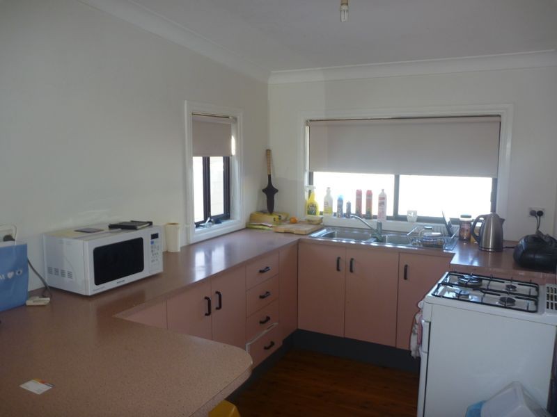 21 Gulliver Street, Hamilton NSW 2303